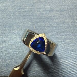 Customize your oura ring by adding a "gem" /rhinestone/nail art